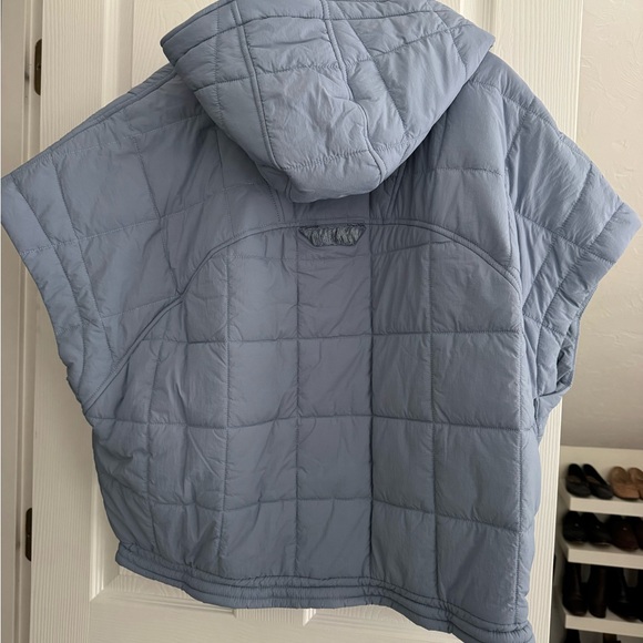 Free People Happy Trails Poncho blue/grey size Small - Picture 3 of 11